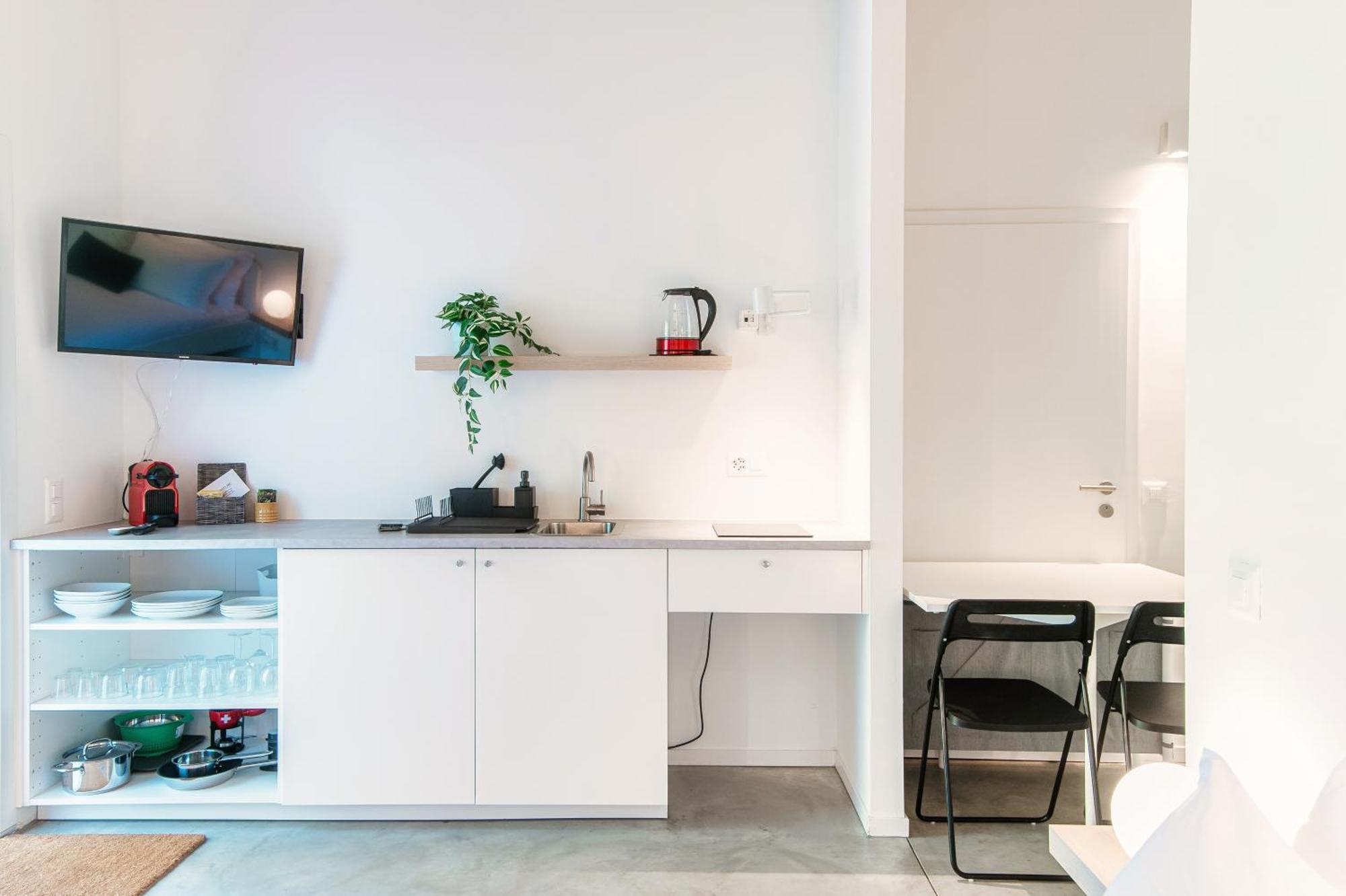 Le Betulle Studios By Quokka 360 - Studio Apartments By The Origlio Lake المظهر الخارجي الصورة