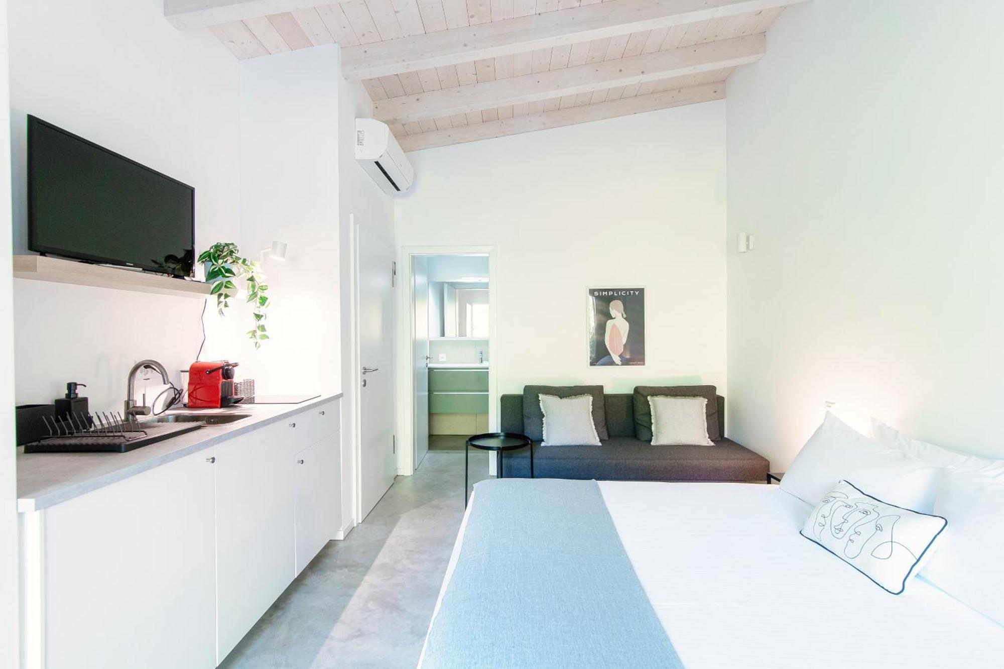Le Betulle Studios By Quokka 360 - Studio Apartments By The Origlio Lake المظهر الخارجي الصورة